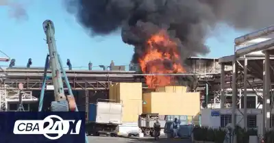 Fuego en la planta de Arcor en Arroyito: evacuación masiva y una columna de humo que se vio en toda la ciudad