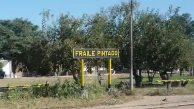 Misterio en Fraile Pintado: encontraron a un hombre convulsionando en la calle y su estado es crítico