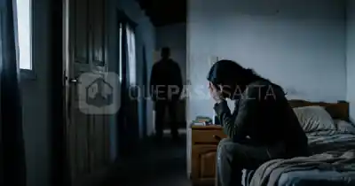 El cuchillo, la cadena y el encierro: la pesadilla que denunció una mujer en El Galpón