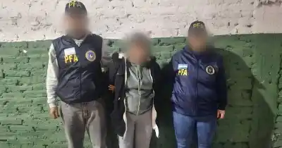 Una madre usó a su hija para pasar droga a un penal y terminó detenida en Quilmes