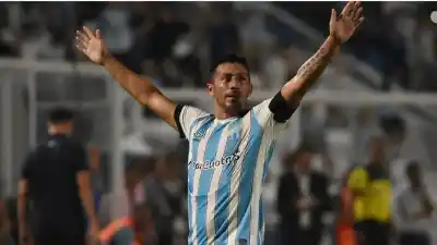 El "Bebé" Acosta rompió el silencio y apuntó contra los que "sacan de contexto todo"