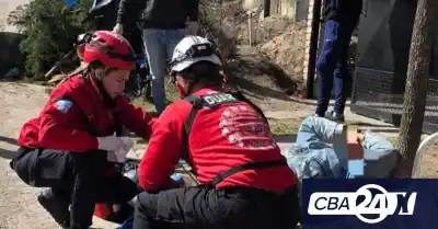Un hombre quedó atrapado con una reja incrustada en la pierna tras caer de un techo en Mina Clavero
