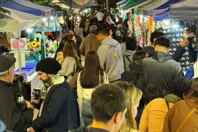 El Parque Mitre se llenó de color: qué ofrecieron los emprendedores este fin de semana