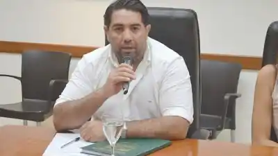 Clorinda confirma el aumento del 15% para municipales: ¿cuándo cobran el primer tramo?