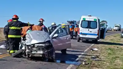 Impacto frontal en Ruta 101: la maniobra que terminó en tragedia y dejó dos muertos