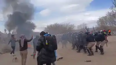 Desalojo en Humahuaca: denuncian que la policía derribó casas con niños adentro y disparó a quemarropa