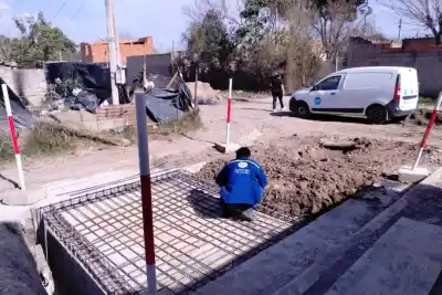 Zona sur: la SAT avanza en la reparación de un colector dañado por las inundaciones