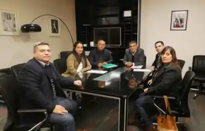 ¿Sabés qué harán en los canales del sudeste santiagueño? La Provincia firmó acuerdos clave