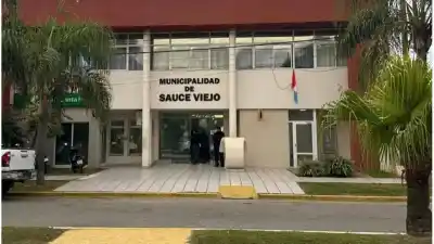 Sin sueldos ni aguinaldo: los concejales de Sauce Viejo denuncian un plan para dejarlos sin funcionar