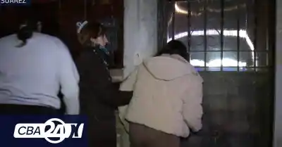 Tragedia en Córdoba: la madre del nene atacado por un pitbull fue a la casa de los dueños