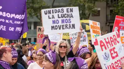 8M: El cambio de fecha que tensa la agenda y pone en jaque la normalidad del lunes