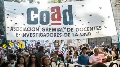 Docentes de la UNR anuncian paro: ¿qué pasa con las clases la próxima semana?