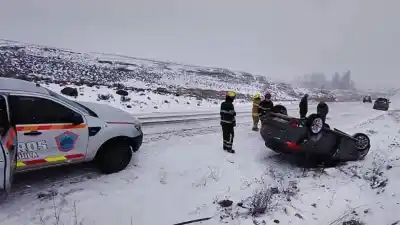 Vuelco en la Ruta 237: la increíble salvación de una familia que viajaba desde La Pampa