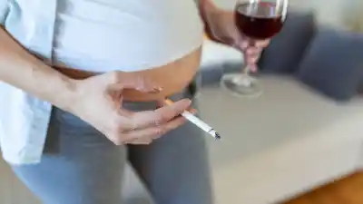 Alerta sanitaria: el consumo de sustancias crece entre las mujeres más jóvenes