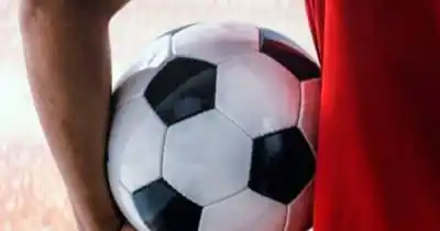 Solidaridad en Puente de Fierro: buscan juntar 500 pelotas para alegrar el Día del Niño