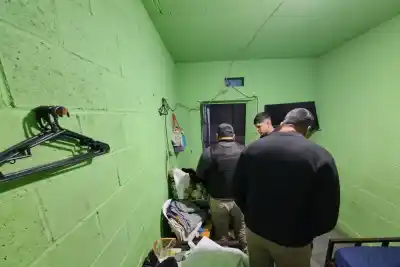 ¿Qué escondían en sus celdas? El insólito pedido que destapó una red de extorsión en Villa Urquiza