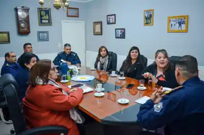 Reunión clave en la Jefatura de Policía: avanza el nuevo sistema de denuncias que cambiará todo