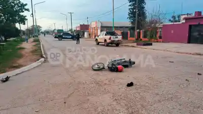 Impactante choque en Añatuya: una joven de 16 años terminó hospitalizada tras el fuerte impacto