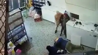 Asaltaron un local de comida rápida en José C. Paz y el video del ataque es viral: qué pasó