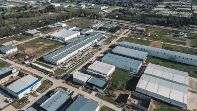 El mapa de la crisis fabril: los municipios del Conurbano donde el empleo se derrumbó y los que resisten