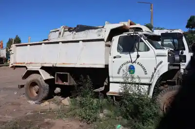El municipio de Baradero remata una flota de vehículos y maquinarias en desuso: conocé qué modelos se subastan