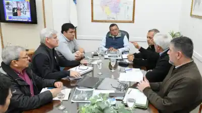 Tucumán acelera la maquinaria: así preparan los ríos y canales para evitar inundaciones