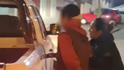 Circulaba por el centro y al identificarlo descubrieron que tenía un pedido de captura