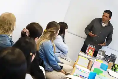 ¿Tenés historias por contar? Este taller te ayuda a encontrar tu voz narrativa