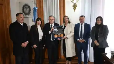 El legado del Cura Brochero une a Tucumán y Córdoba: ¿qué se firmó en la Casa de Gobierno?
