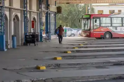 Escándalo en la terminal de Roca: el violento episodio que terminó con una sanción inesperada