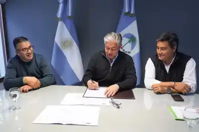 Firmaron los convenios y se vienen obras clave para Zapala y Las Coloradas: ¿qué incluyen?