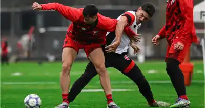 El mercado de pases se enciende: Newell's tienta a un campeón de América que quedó libre
