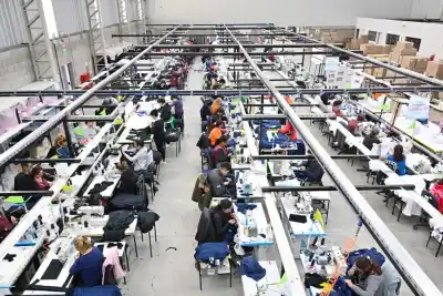 Cierre sorpresivo de una textil en Buenos Aires: 120 empleados quedaron en la calle