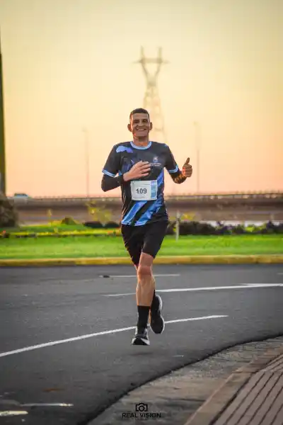 El misionero que dejó a todos boquiabiertos: su increíble marca en los 42K de Posadas