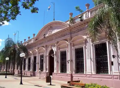 Misiones congela su planta estatal en 65.090 cargos y frena nuevas contrataciones para 2027