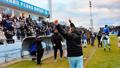 El Pulpo Lencina, bicampeón en Lifune: ¿podrá Alianza dar el salto a una categoría superior?