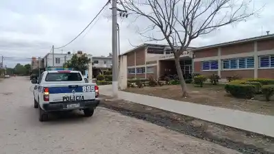 Robaron en una escuela de Monterrico y los alumnos pagarán el costo con lo recaudado para la carroza