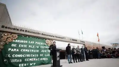 Kicillof desafía a Milei y reactiva una escuela técnica que el Gobierno nacional había dejado a medias