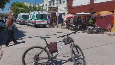 Encontraron a un hombre convulsionando en la calle y ahora pelea por su vida: qué se sabe