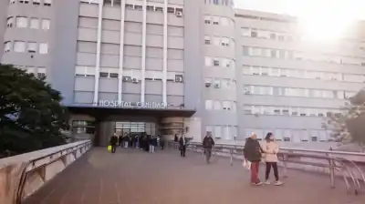 Fuga mortal en Mendoza: un interno murió tras una caída desde el tercer piso del Hospital Central