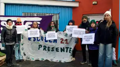 El drama salarial de los docentes fueguinos: exigen $3.000.000 y el gobernador asegura que no hay más recursos