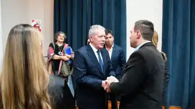 El gobernador Suárez y un reconocido economista trazaron el futuro productivo de Santiago del Estero
