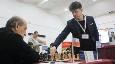 Un campeón del tablero deslumbró a Catamarca: ¿qué pasó en la simultánea?