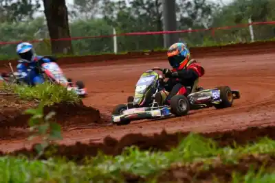 ¿El modelo misionero que conquista Córdoba? El karting terrado que es furor y suma pilotos de toda la región