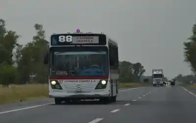 La Línea 88 vuelve a unir Monte y Cañuelas: qué pasó con el servicio que dejó a miles sin transporte