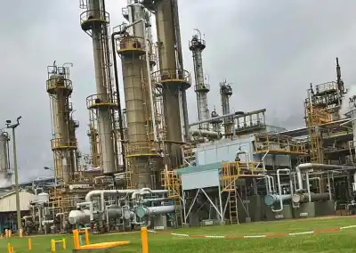 Pampa Energía: extienden la conciliación y buscan salvar los 130 puestos en la planta de Puerto General San Martín