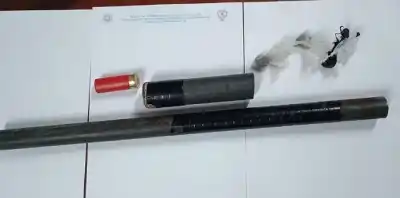 Interceptaron a tres jóvenes en La Banda y el hallazgo sorprendió a los efectivos