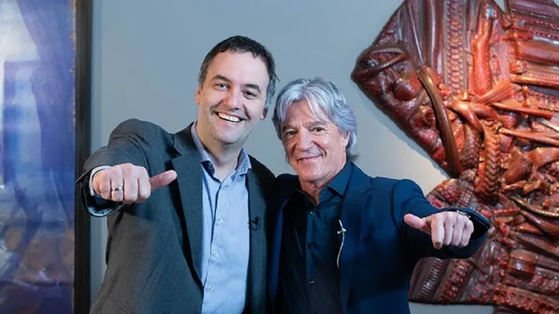 Revelan que el vuelo privado de Manuel Adorni y su familia a Punta del Este  lo pagó la productora de su amigo