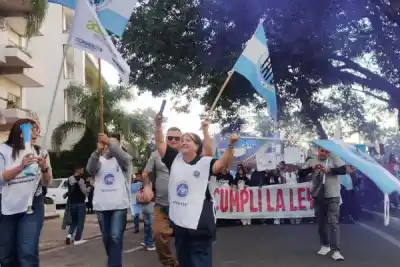 Paro total en la UNNE: ¿Qué exigen los docentes y nodocentes?