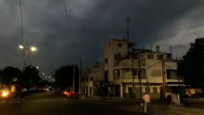 Alerta en Santiago: El pronóstico del lunes trae un cambio brusco y un detalle que preocupa